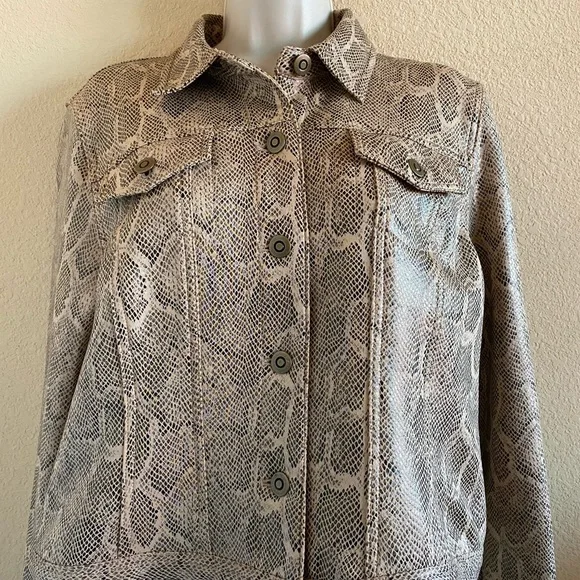 Good looking jacket Python look in cream and brown. Size 12 Ruby Rd - Picture 2 of 11